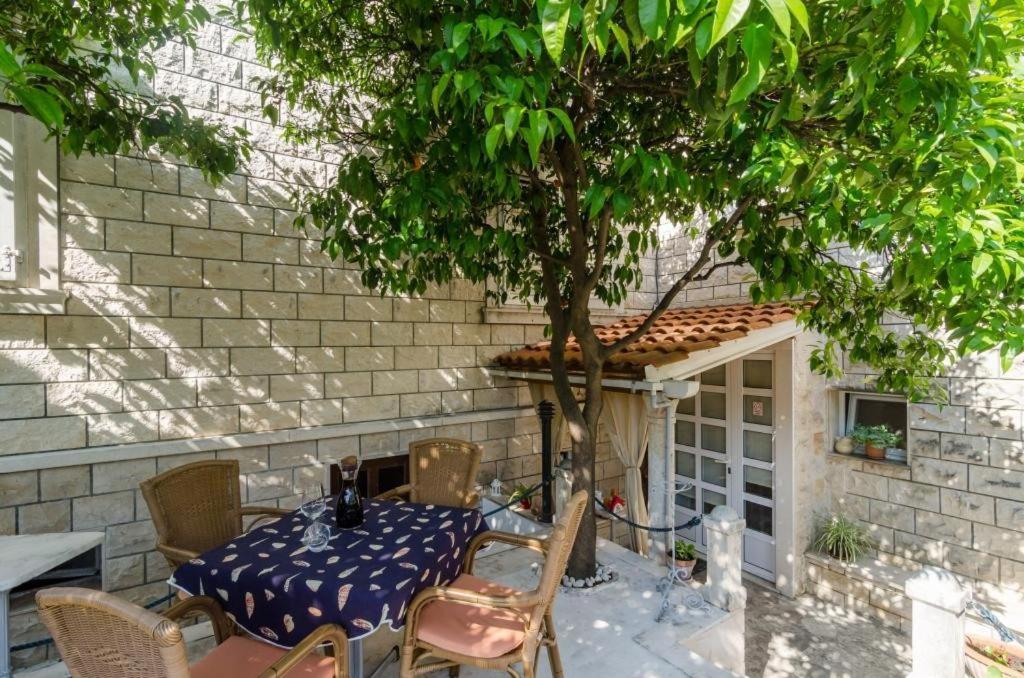 Apartment Wild Orange Dubrovnik Exterior photo